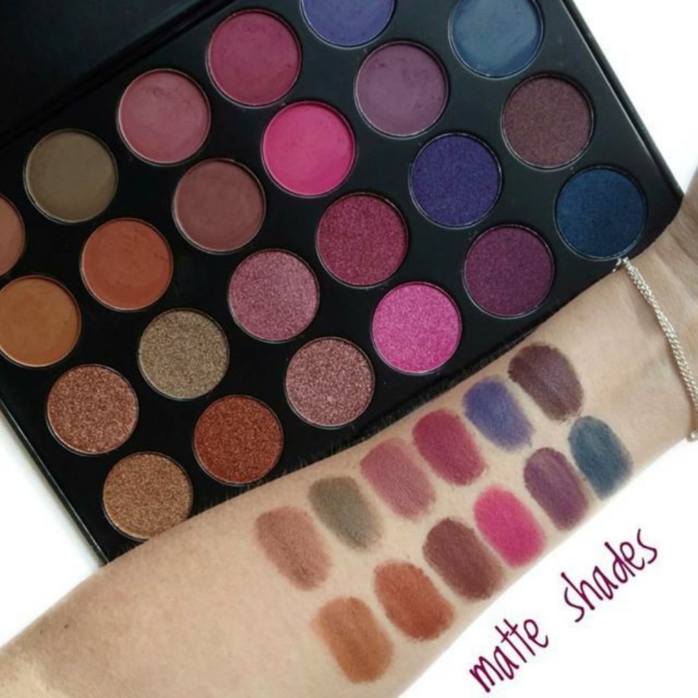 J CAT MELROSE AVE EYESHADOW PALETTE - Picture 2 of 3